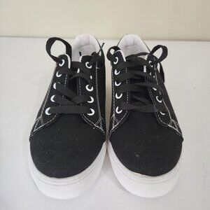 NEW Black Canvas Fashion Sneakers Size 7 US/EU 38